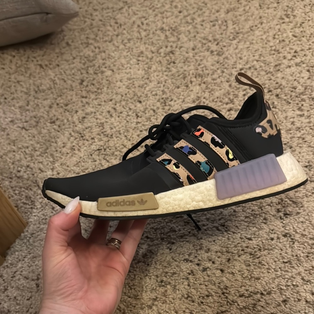 Adidas Women's Black and Tan Sneakers